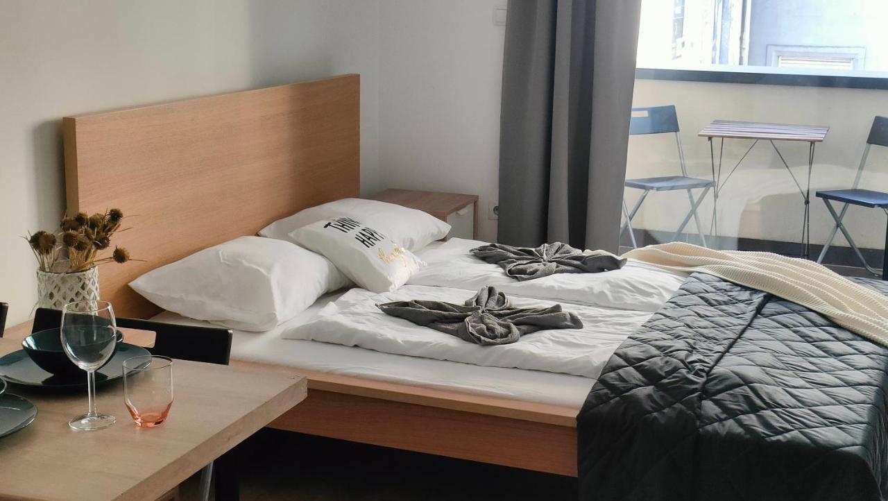 Super Cozy & Central Apartment Budapest Exteriör bild