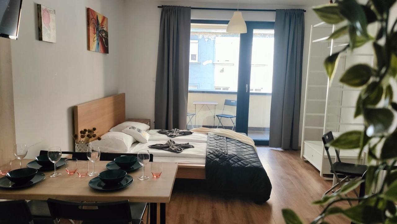 Super Cozy & Central Apartment Budapest Exteriör bild