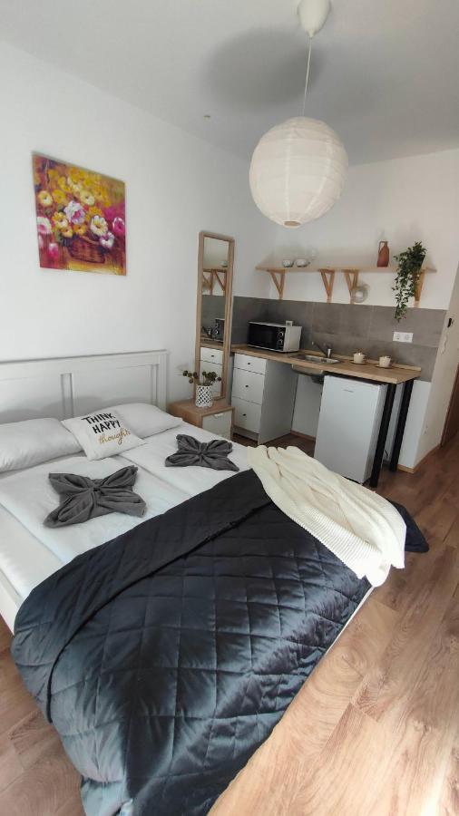 Super Cozy & Central Apartment Budapest Exteriör bild