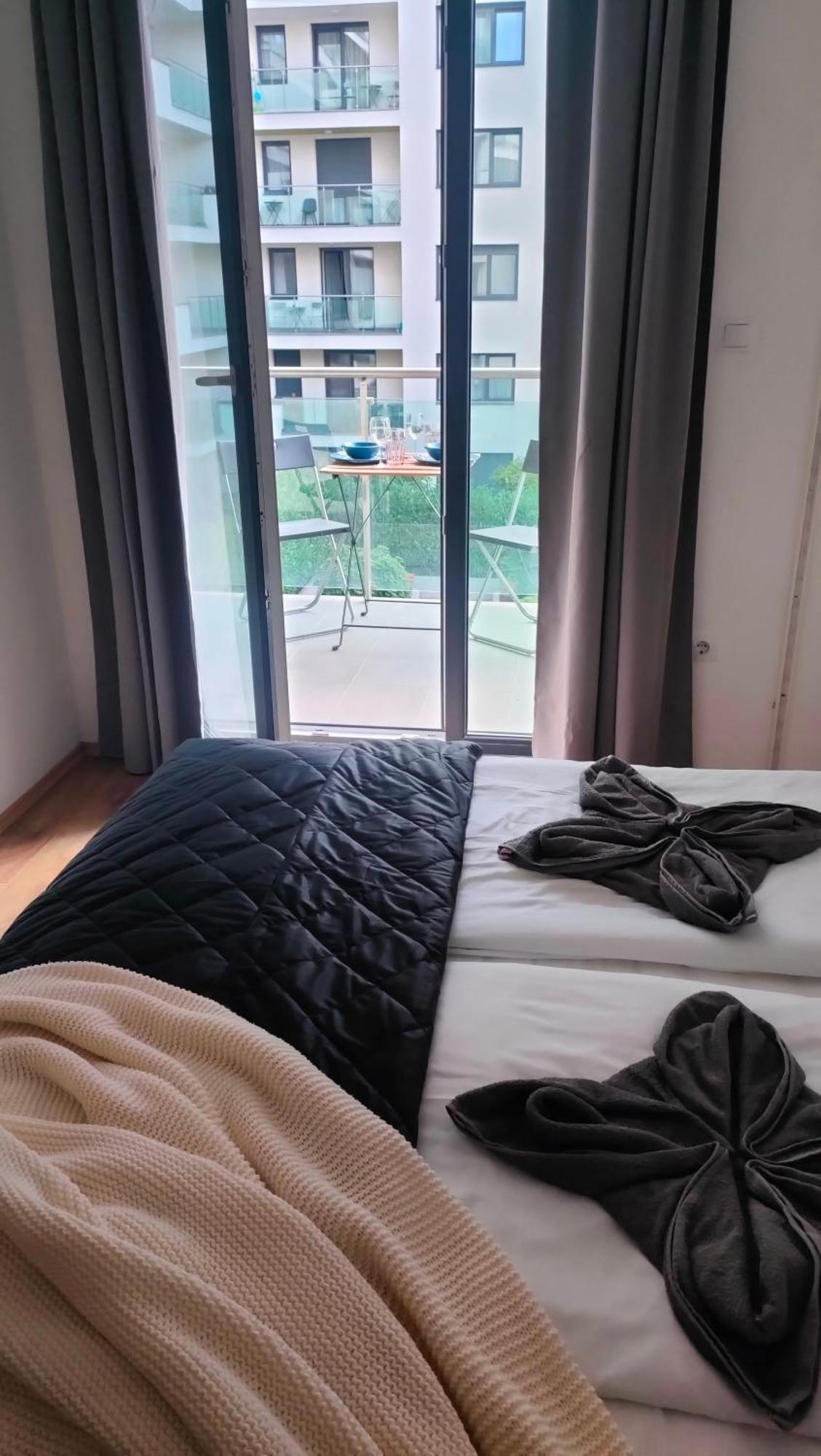Super Cozy & Central Apartment Budapest Exteriör bild
