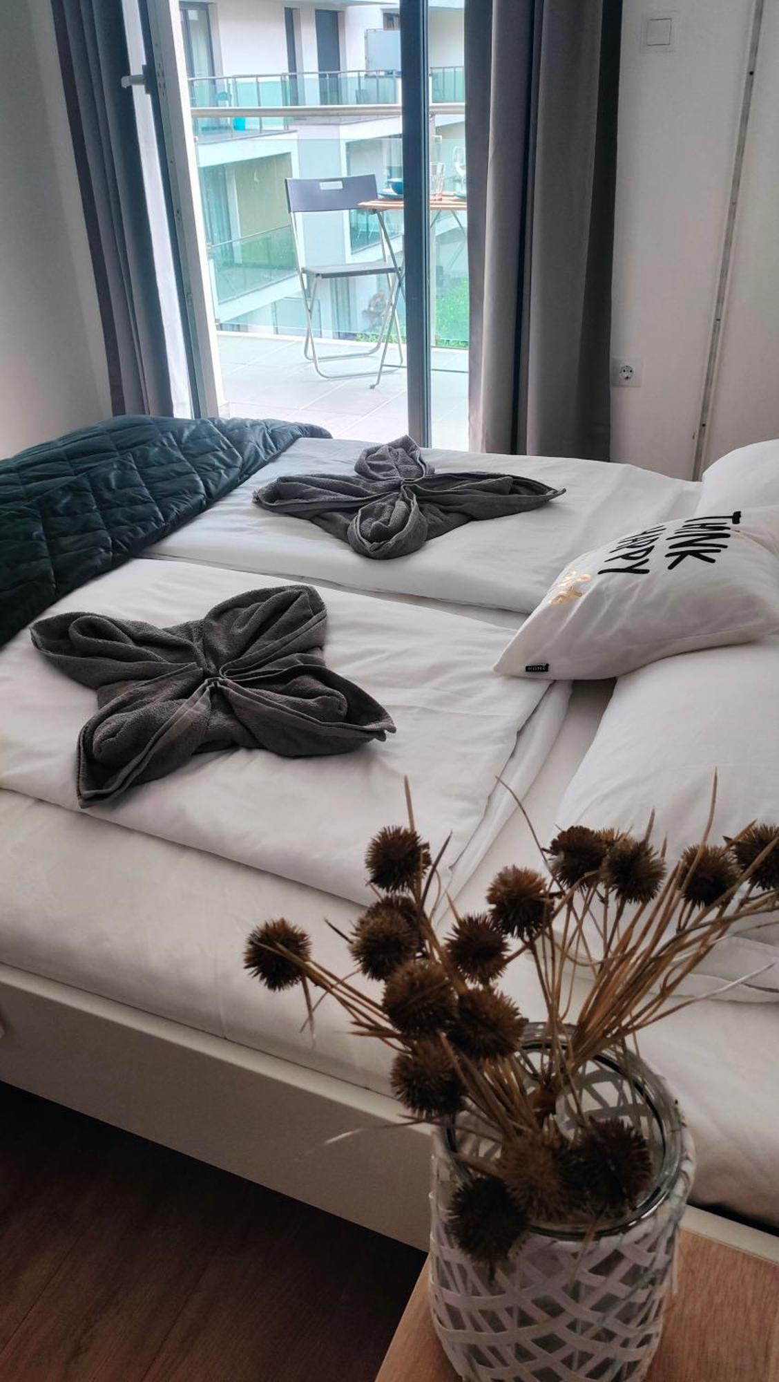 Super Cozy & Central Apartment Budapest Exteriör bild