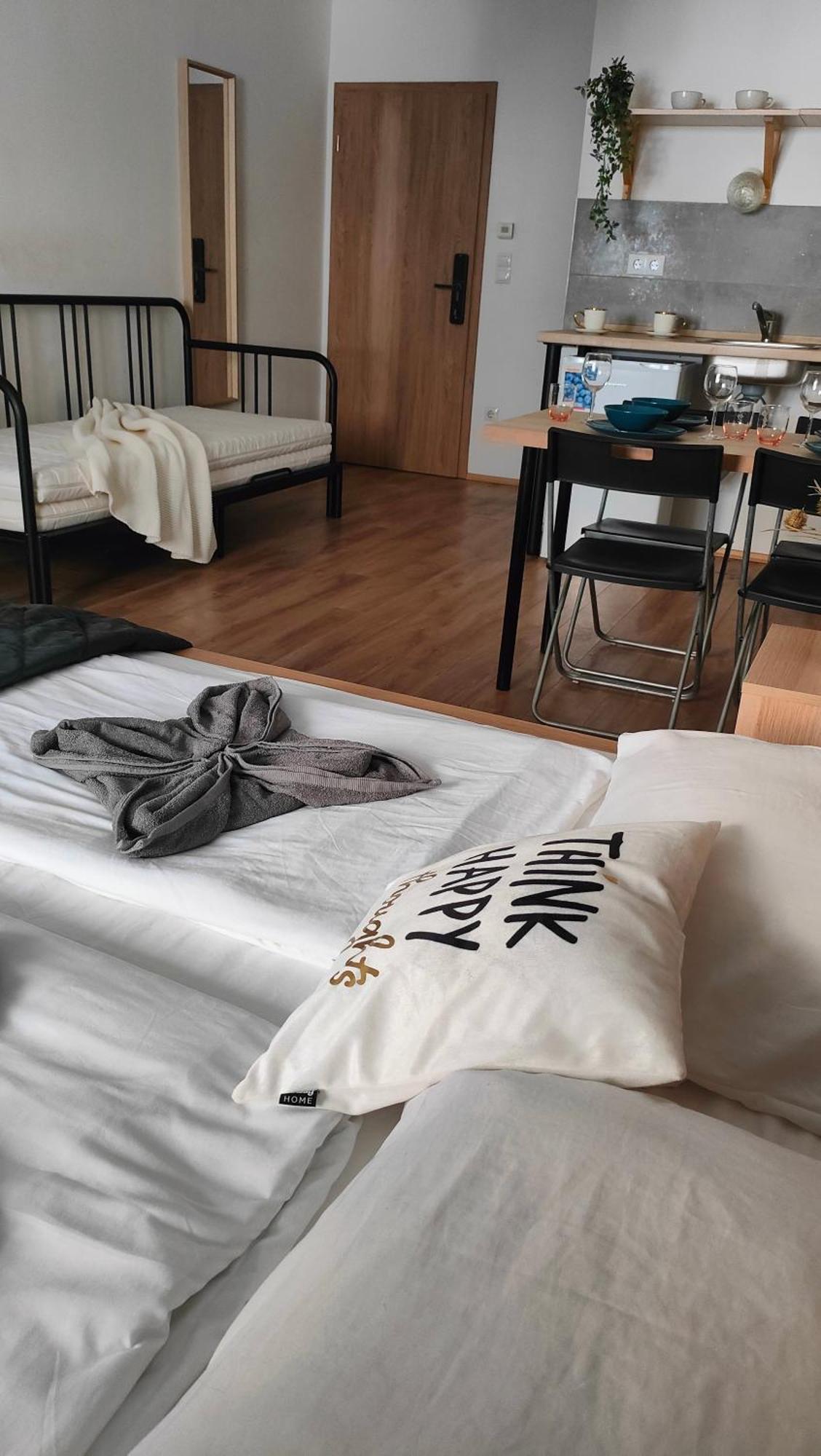Super Cozy & Central Apartment Budapest Exteriör bild